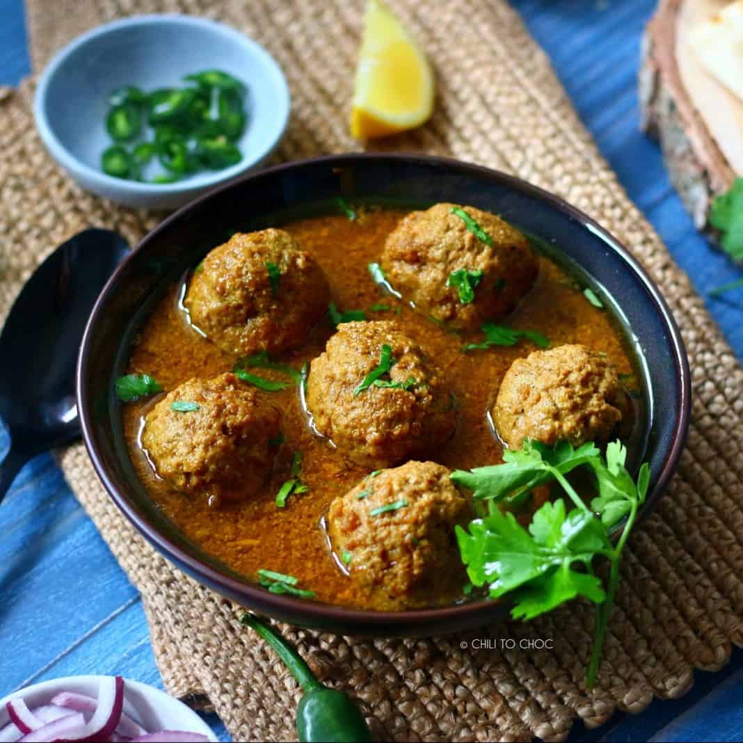 This Pakistani Beef Kofta Curry (aka Koftay ka Salan) is made with tender