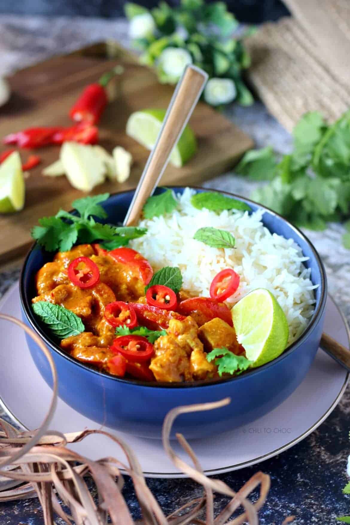 Easy Thai Red Chicken Curry - Chili to Choc