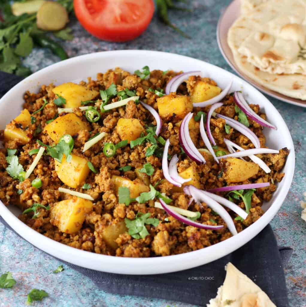 Aloo Keema (Ground Beef And Potato Curry) Chili to Choc