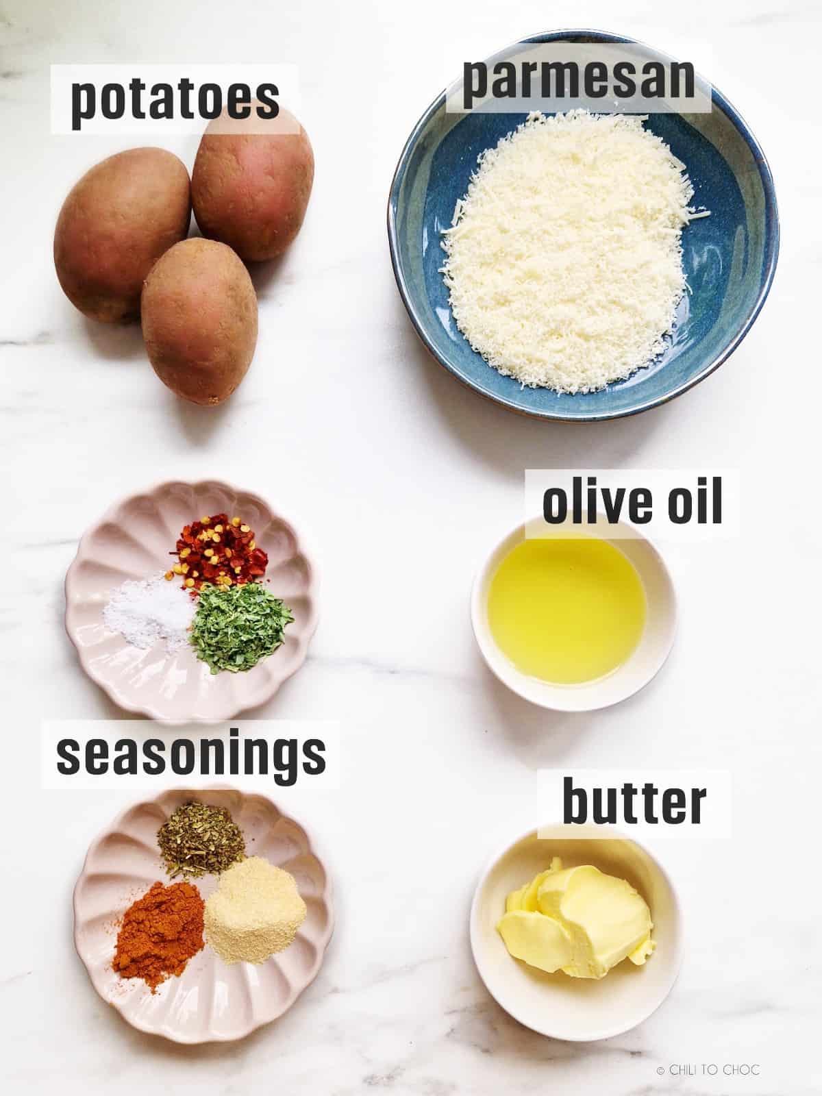 Ingredients required to make the recipe, Parmesan Crusted Potatoes.