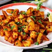 Batata Harra (Lebanese Spicy Potatoes) - Chili to Choc